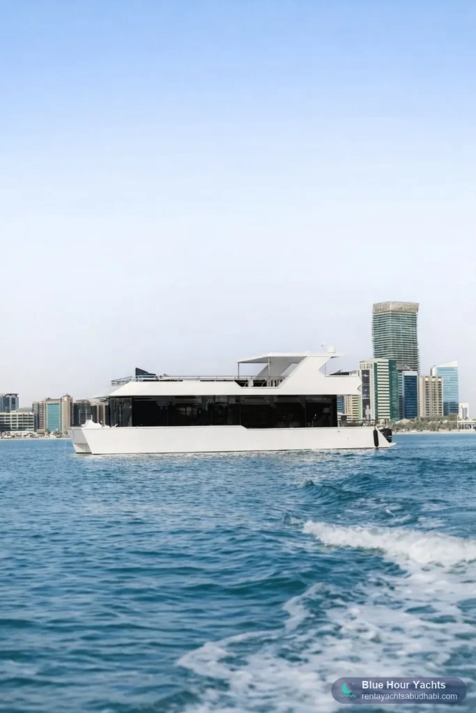 Amber Regent – rent a yacht in Abu Dhabi