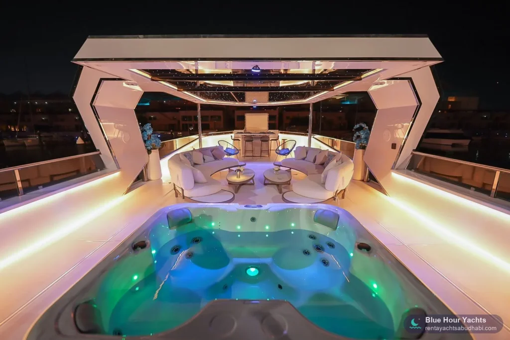 Celestia – rent a yacht in Abu Dhabi (3)