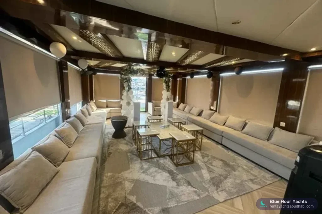 Moon Deck 66 – rent a yacht in Abu Dhabi (3)