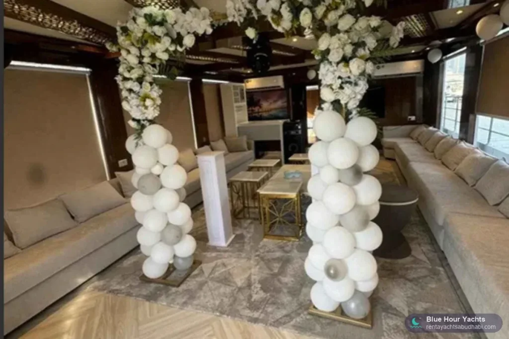 Moon Deck 66 – rent a yacht in Abu Dhabi (4)