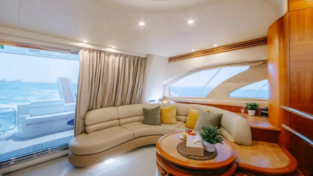Velvet Dusk 55 – rent a yacht in Abu Dhabi (6)